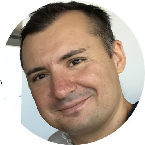 Шаловенков Николай Николаевич. (CEO Маркетинговой компании Webcpars) Зачем Китай поддерживает экономику с помощью продажи персональных данных своих граждан – мнение эксперта